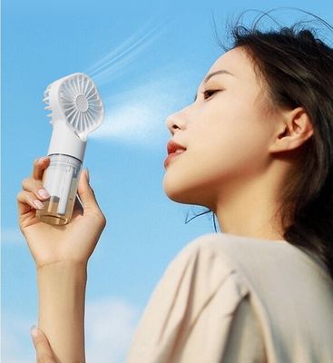 Ventilador portátil mini portátil com 4 ajustes de velocidade recarregável e tempo de trabalho de 2 a 8 horas