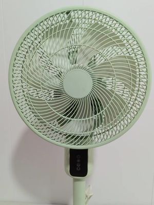 Ventilador automático de circulação da cabeça de agitação 12 polegadas LED Display Ventilador de refrigeração vertical do chão