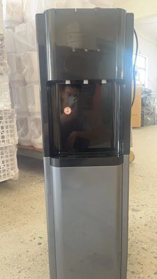 Dispensador de água permanente de 220 V com compressor para instalação em suporte