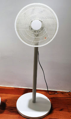 Ventilador de resfriamento comercial de três velocidades de vento Ventilador de pedestal Ventilador de suporte