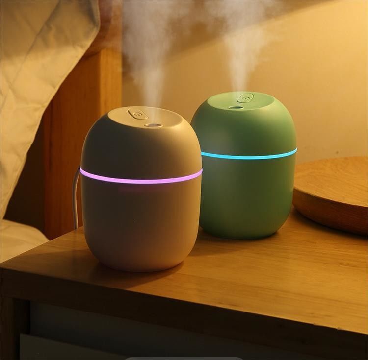 USB RGB Light Mini Car Water Drop Desktop Aromaterapia Humidificador de Ar para Domicílio